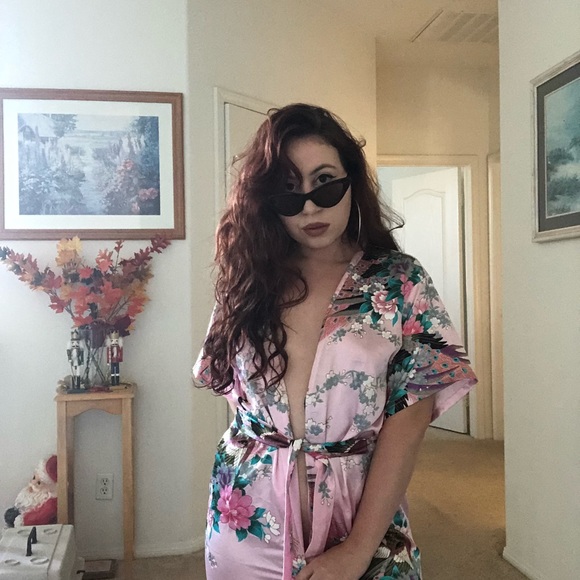 Pink robe - Picture 5 of 5